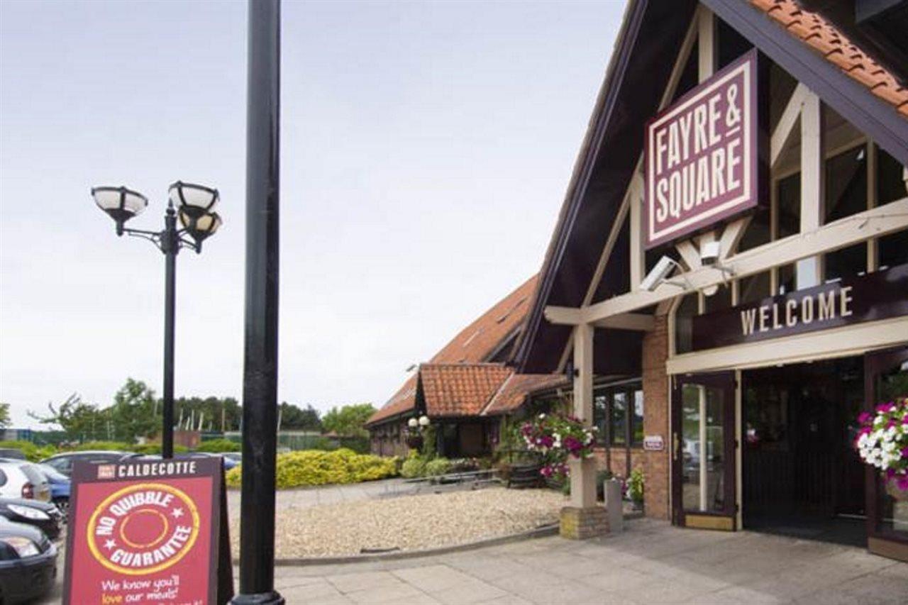 Premier Inn Milton Keynes South Buitenkant foto